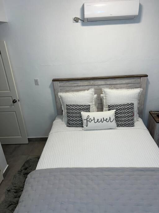 Little Cole Bay Apartman Koolbaai Kültér fotó